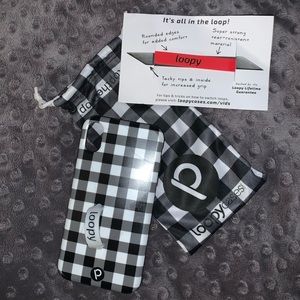 iPhone XR Black & White Plaid LOOPY Case